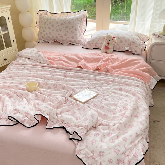 91家纺网 家纺一手货源 找家纺 优贝 2026直播爆款韩版泡芙棉皱皱纱黑边夏被夏凉被空调被四件套 花香