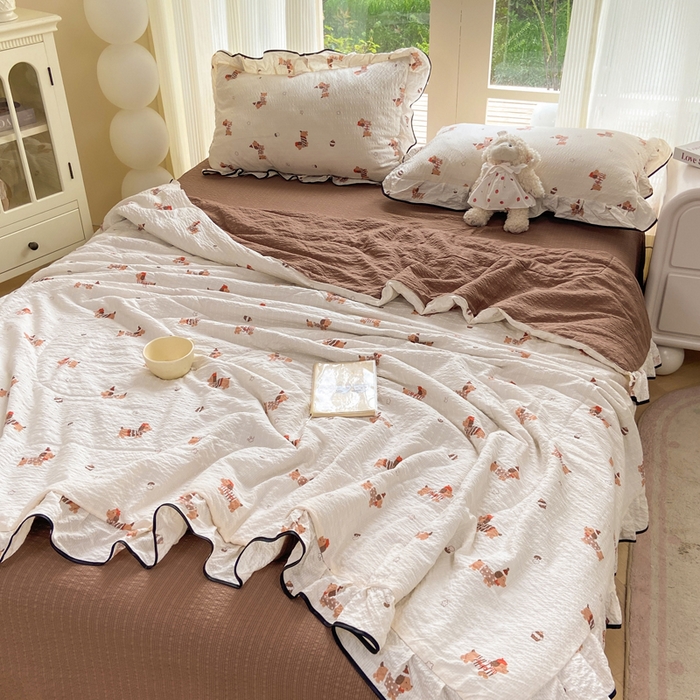 91家纺网 家纺一手货源 找家纺 优贝 2026直播爆款韩版泡芙棉皱皱纱黑边夏被夏凉被空调被四件套 奇奇乐园