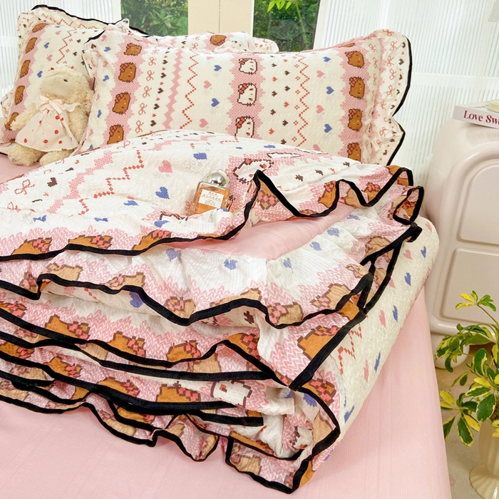 91家纺网 家纺一手货源 找家纺 优贝 2026直播爆款韩版泡芙棉皱皱纱黑边夏被夏凉被空调被四件套 甜心时光