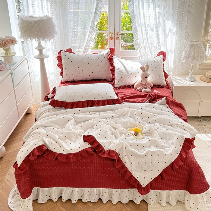 91家纺网 家纺一手货源 找家纺 韩约家纺 2026新款泡芙棉床盖款夏被夏凉被空调被四件套 波点红