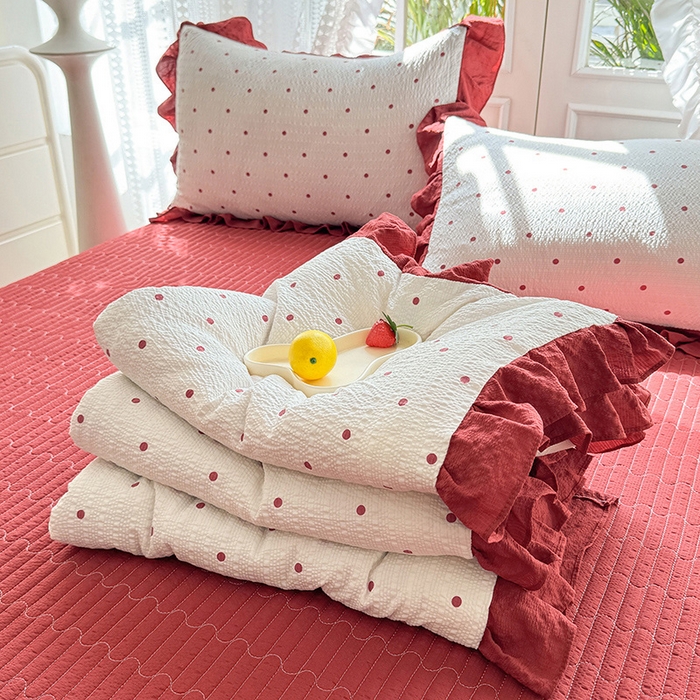 91家纺网 家纺一手货源 找家纺 韩约家纺 2026新款泡芙棉床盖款夏被夏凉被空调被四件套 波点红