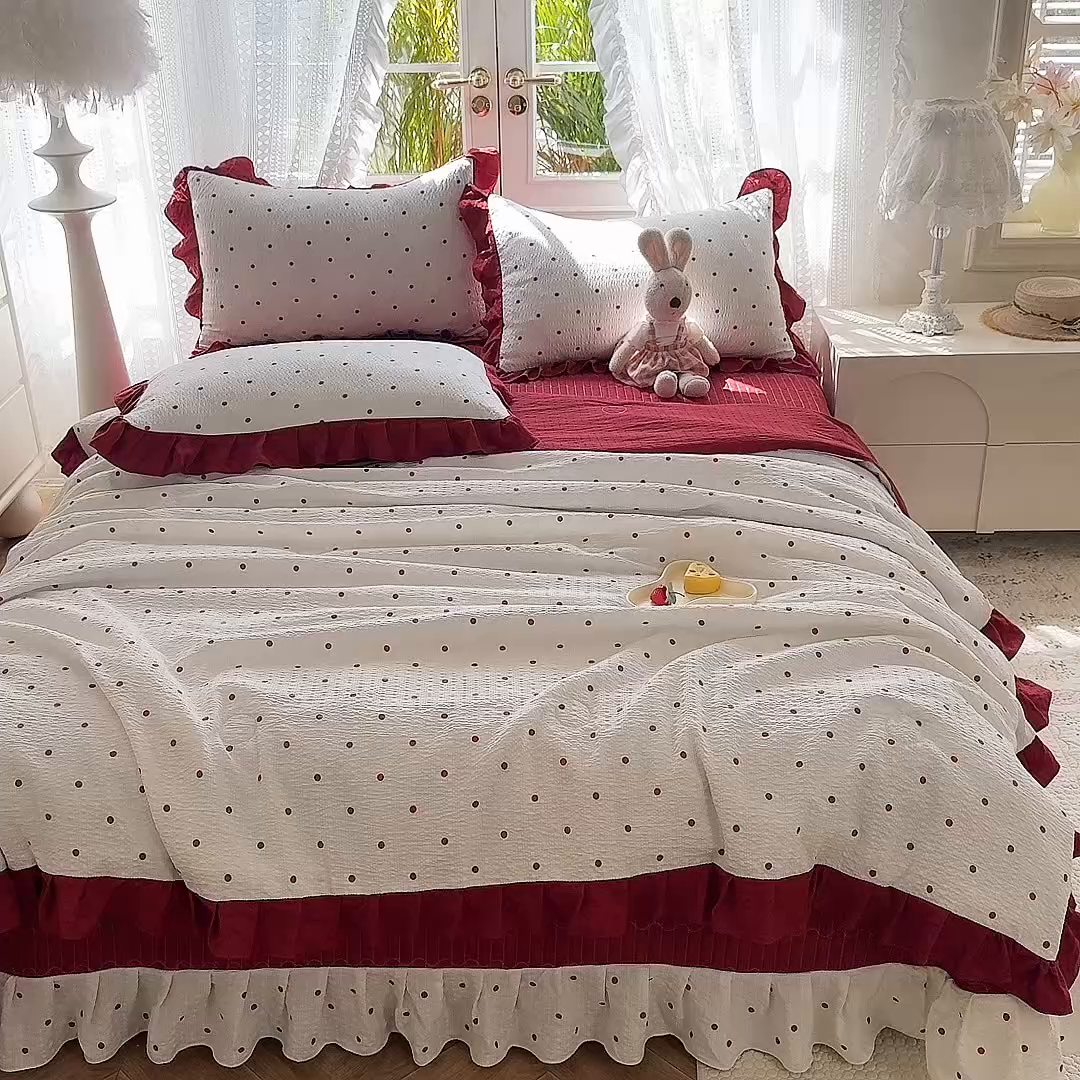 91家纺网 家纺一手货源 找家纺 韩约家纺 2026新款泡芙棉床盖款夏被夏凉被空调被四件套 波点红