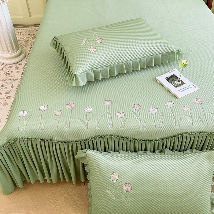 91家纺网 家纺一手货源 找家纺 女子家纺 2026新款中分子绣花款弯边复合凉感席三件套-洛可可 洛可可-绿色