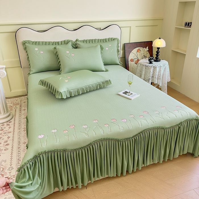 91家纺网 家纺一手货源 找家纺 女子家纺 2026新款中分子绣花款弯边复合凉感席三件套-洛可可 洛可可-绿色