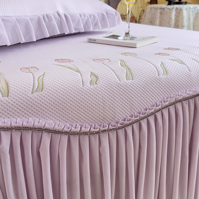 91家纺网 家纺一手货源 找家纺 女子家纺 2026新款中分子绣花款弯边复合凉感席三件套-洛可可 洛可可-紫色