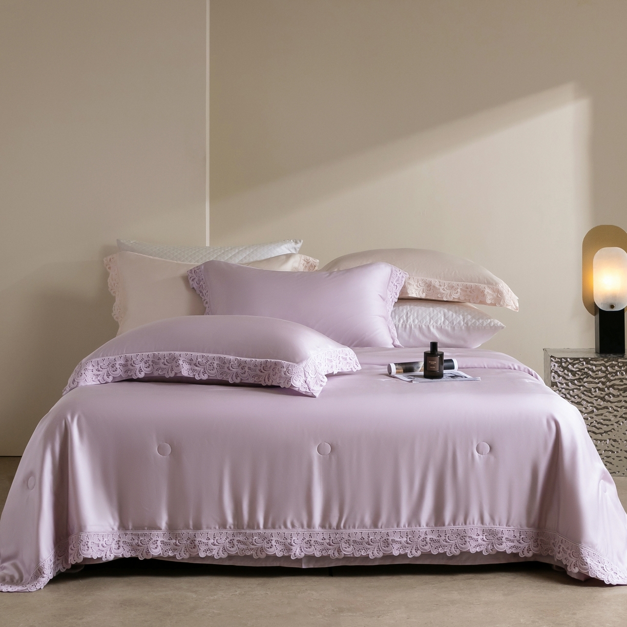 91家纺网 家纺一手货源 找家纺 太古汇家居 2026新款兰精天丝夏被四件套南法假日 南法假日-棠梨紫