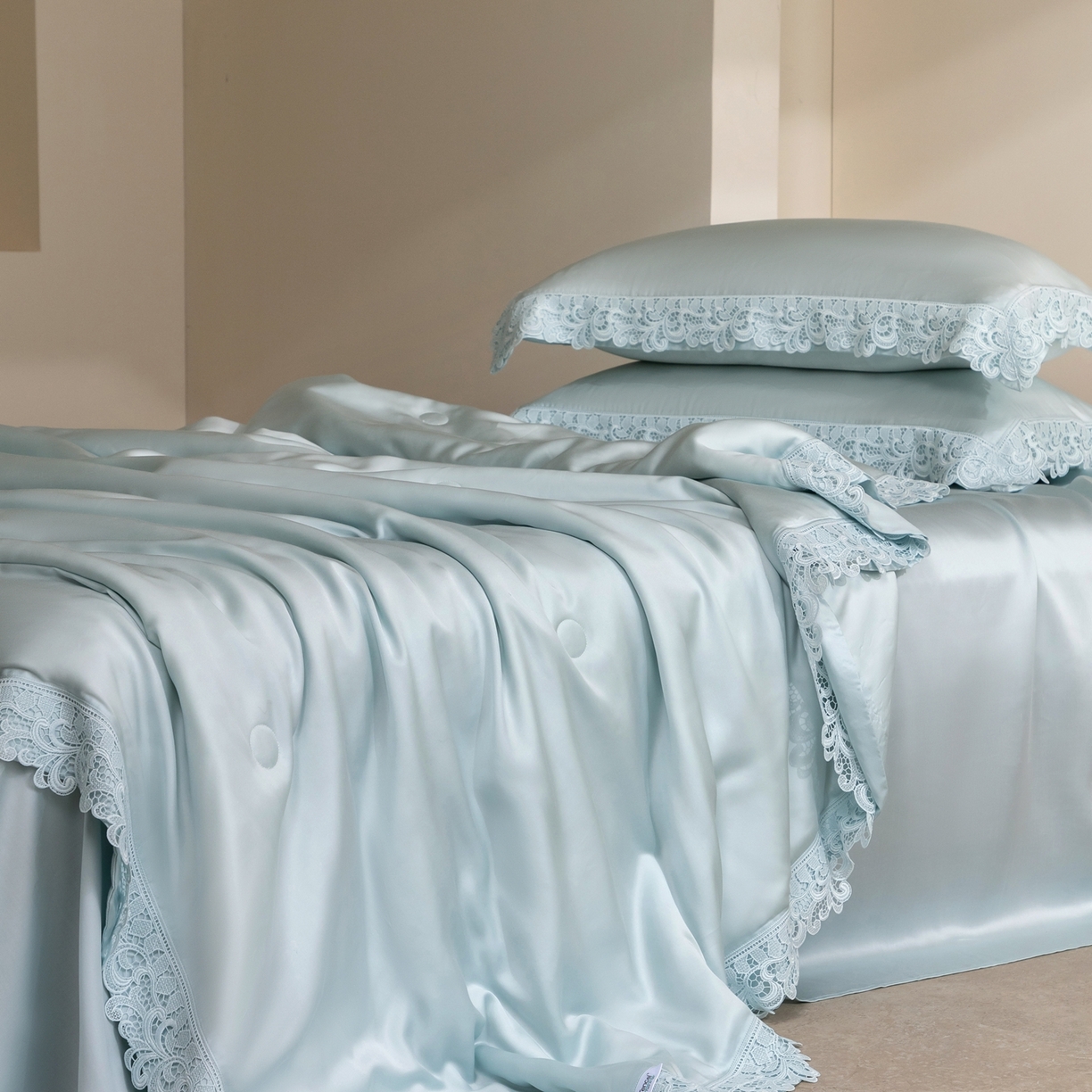 91家纺网 家纺一手货源 找家纺 太古汇家居 2026新款兰精天丝夏被四件套南法假日 南法假日-欣欣兰