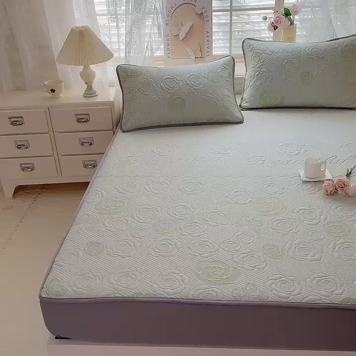 91家纺网 家纺一手货源 找家纺 优贝 2026新款A类凉感豆豆席三件套床笠软席子 花韵-清新绿