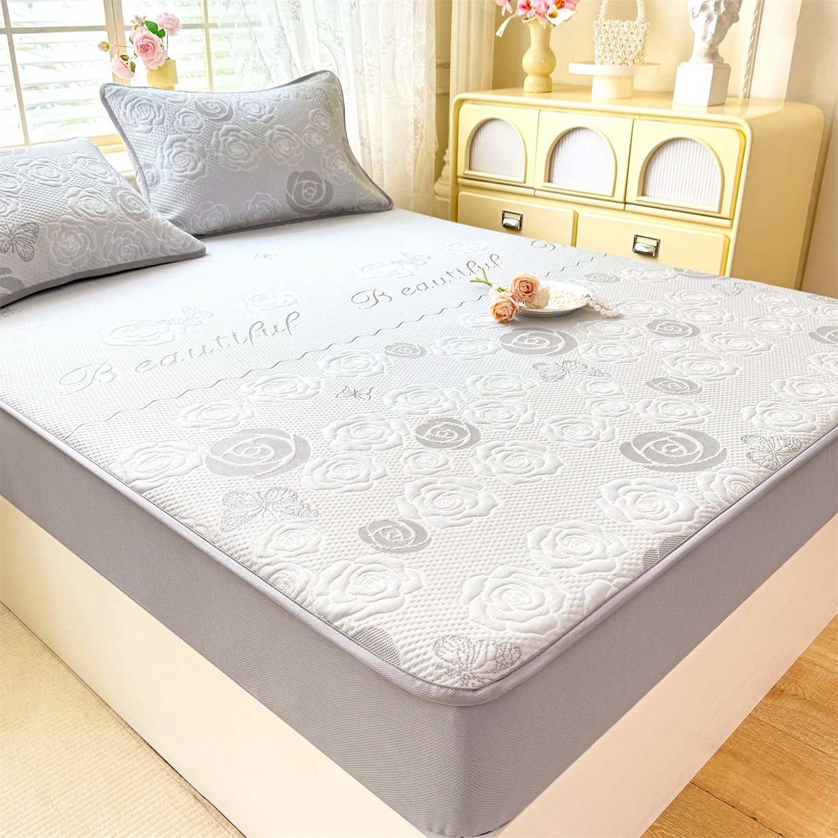 91家纺网 家纺一手货源 找家纺 优贝 2026新款A类凉感豆豆席三件套床笠软席子 花韵-山灰