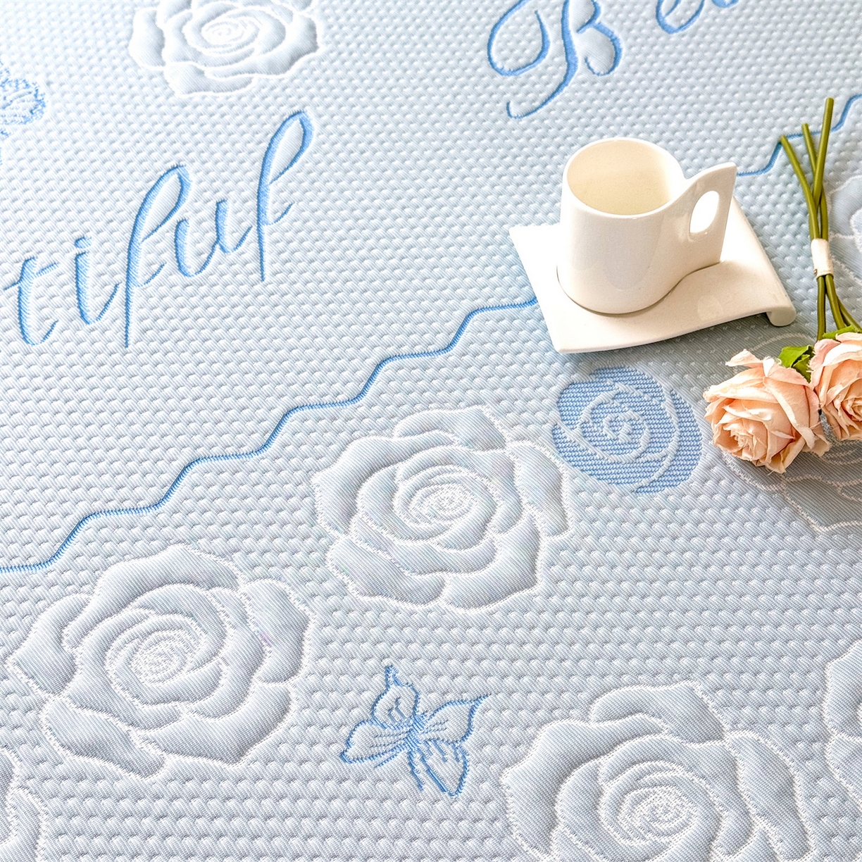 91家纺网 家纺一手货源 找家纺 优贝 2026新款A类凉感豆豆席三件套床笠软席子 花韵-天蓝