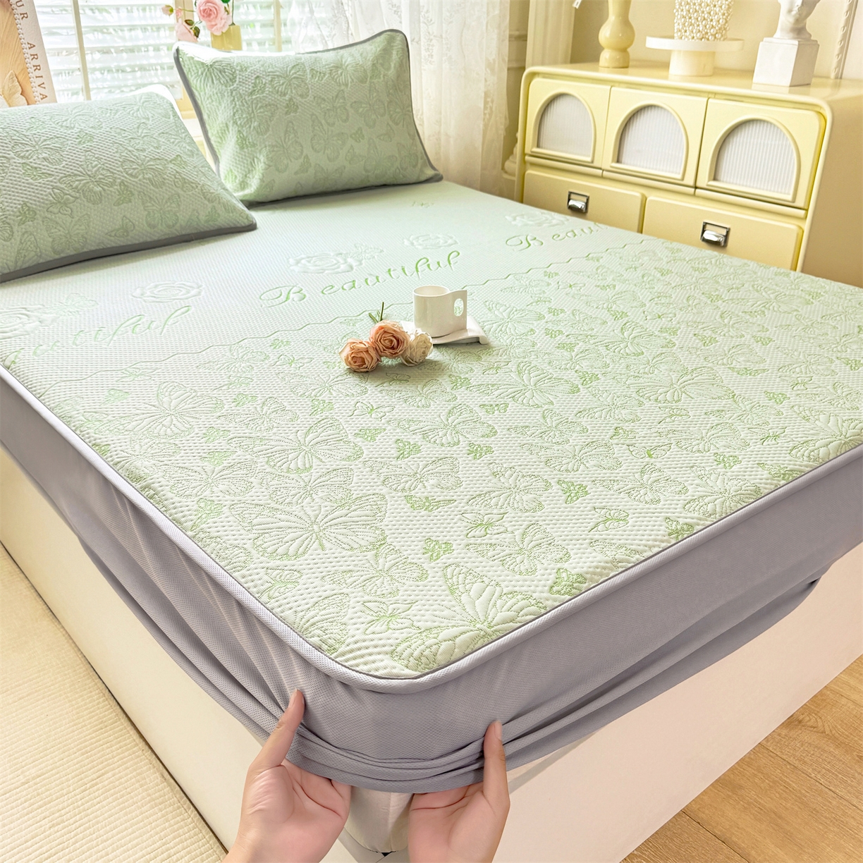 91家纺网 家纺一手货源 找家纺 优贝 2026新款A类凉感豆豆席三件套床笠软席子 蝶舞-清新绿