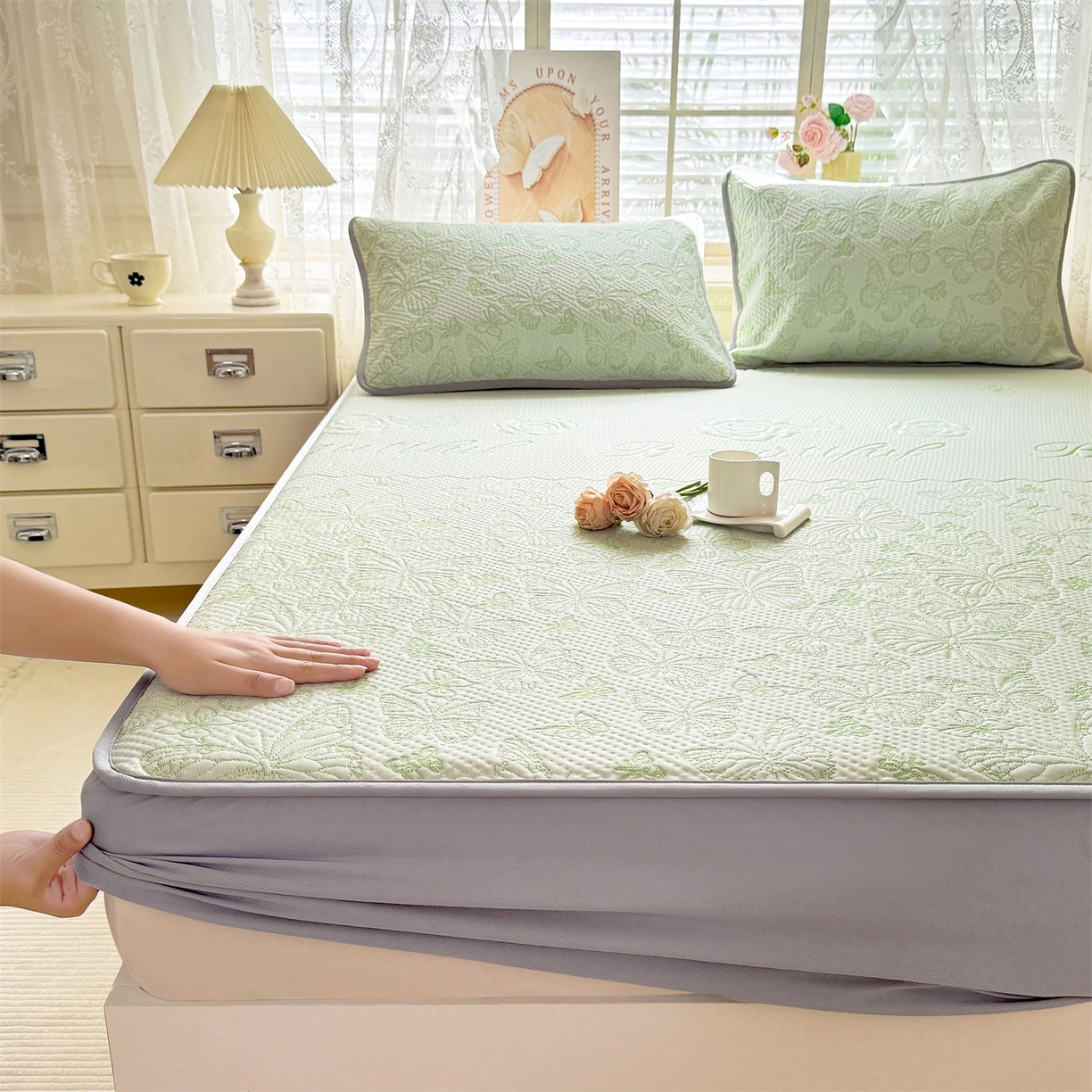 91家纺网 家纺一手货源 找家纺 优贝 2026新款A类凉感豆豆席三件套床笠软席子 蝶舞-清新绿