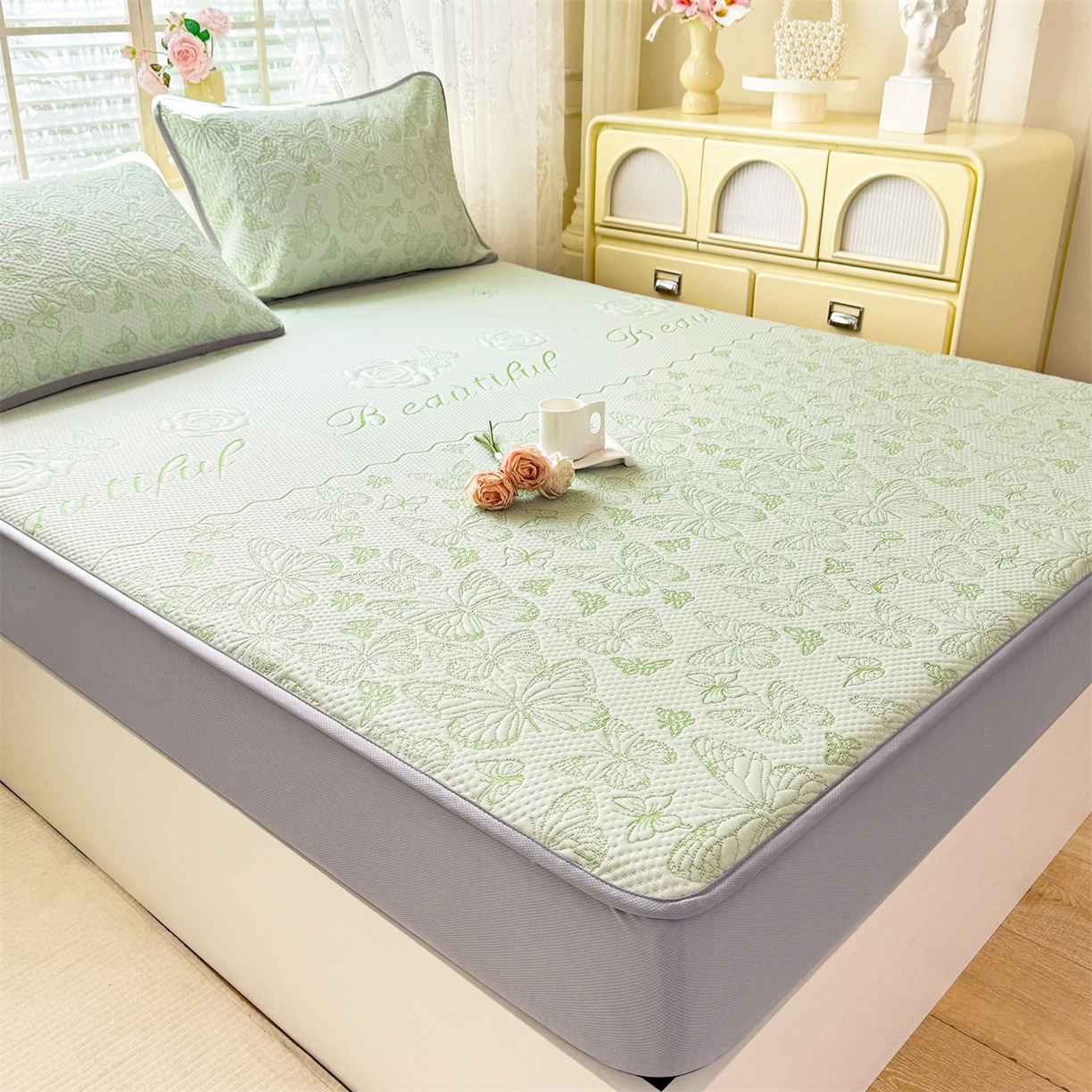 91家纺网 家纺一手货源 找家纺 优贝 2026新款A类凉感豆豆席三件套床笠软席子 蝶舞-清新绿