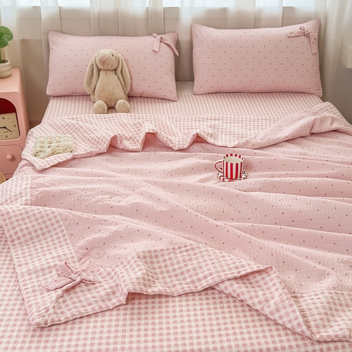 91家纺网 家纺一手货源 找家纺 爱彼家纺 2026春夏新款韩式花边泡芙棉床单款夏被夏凉被空调被四件套 奶粉波点