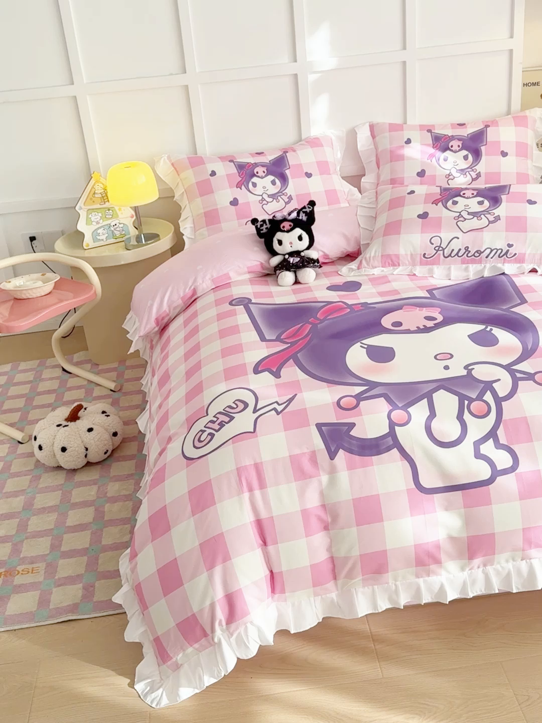 91家纺网 家纺一手货源 找家纺 玉元坊 2026新款三丽鸥正版授权酷洛米全棉纯棉床单床笠床裙三四件套 大版花边-格子库洛米