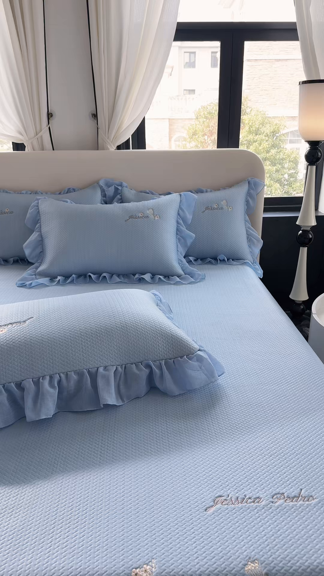 91家纺网 家纺一手货源 找家纺 金绣美居 2026新款绣花织带床裙凉席席子花韵 花韵-蓝色