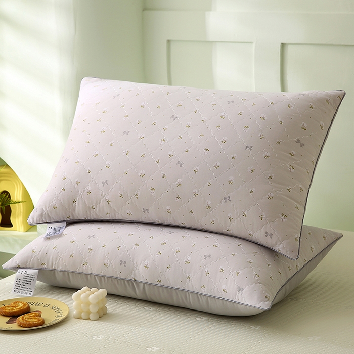 91家纺网 家纺一手货源 找家纺 （总）贤内助家纺 2026磨毛绗缝清新小碎花舒适枕/学生宿舍枕头/家用