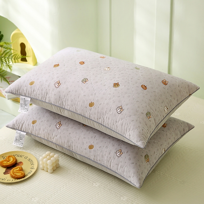 91家纺网 家纺一手货源 找家纺 贤内助家纺 2026磨毛绗缝清新小碎花舒适枕/学生宿舍枕头/家用 田园奶芙灰 48x74cm/只