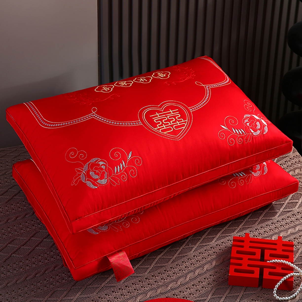 91家纺网 家纺一手货源 找家纺 贤内助家纺 2026新款全棉刺绣婚庆枕羽丝枕护肩枕枕头枕芯 锦绣吾家有喜