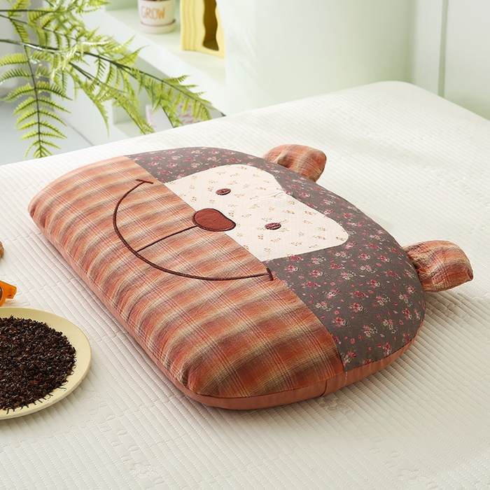 91家纺网 家纺一手货源 找家纺 贤内助家纺 2026新款全棉水洗棉儿童荞麦枕护肩枕枕头枕芯 福贝贝咖色