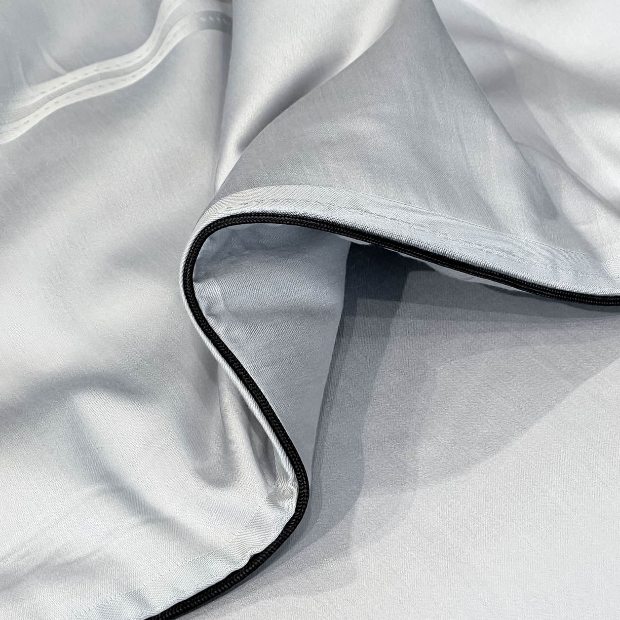 91家纺网 家纺一手货源 找家纺 （总）新方向 2026A类20%蚕丝提花天丝棉夏被四件套 65%60s兰精天丝 35%100支长绒棉-柏林