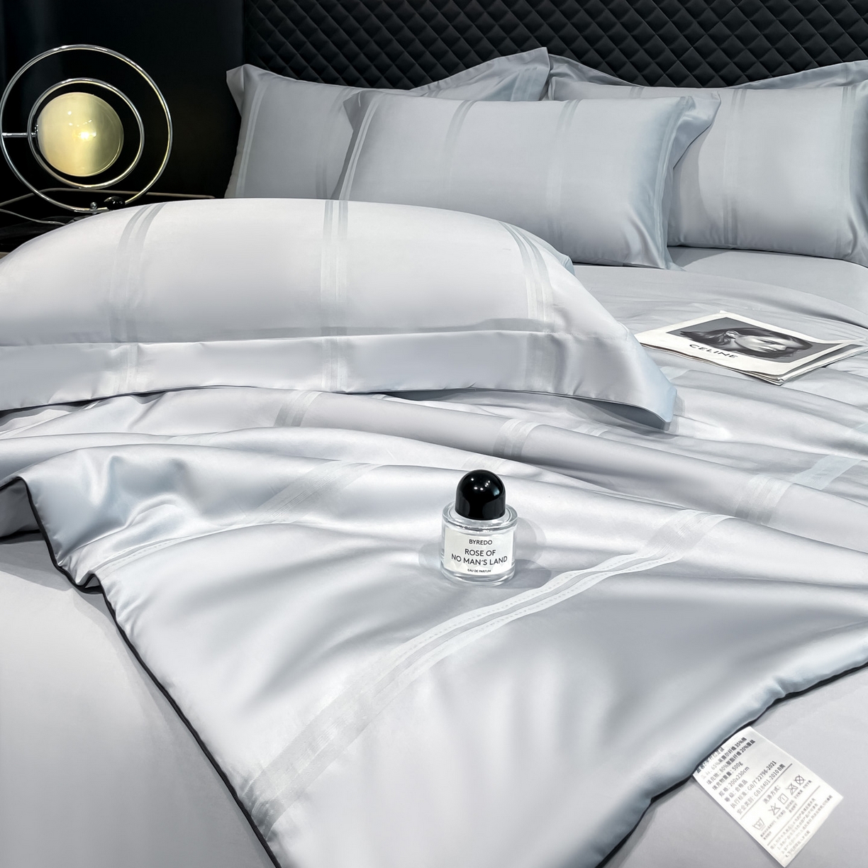 91家纺网 家纺一手货源 找家纺 新方向 2026新款提花A类20%蚕丝天丝棉夏被四件套-柏林 柏林-朦胧灰