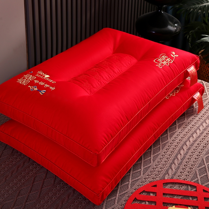 91家纺网 家纺一手货源 找家纺 贤内助家纺 2026新款全棉刺绣婚庆枕定型枕保健枕枕头枕芯 吾家有喜