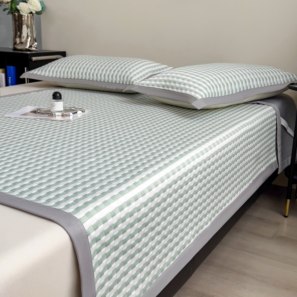 摩妮卡 2026新款PE高分子凉感值过0.25格子豆豆软席三件套冰丝席-床席款 格韵-白绿