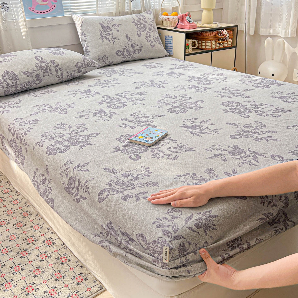 91家纺网 家纺一手货源 找家纺 栩裕纺织 2026春夏爆款老粗布凉席床单款凉席席子空调软席-提供买家秀 复古海棠-床笠款