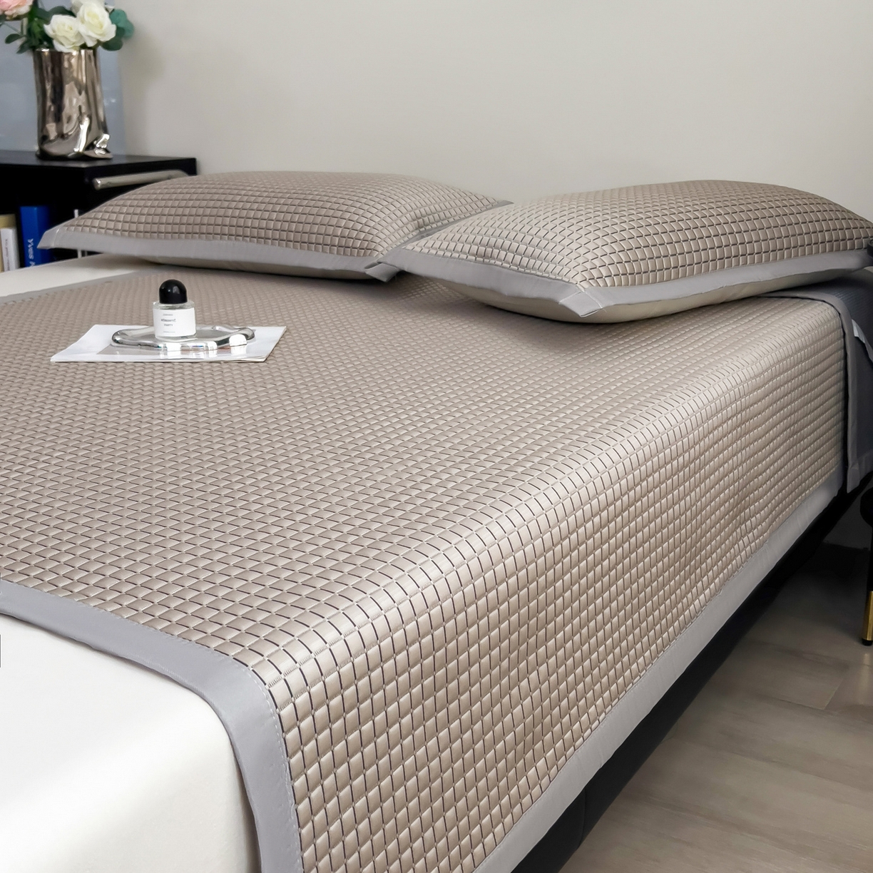 摩妮卡 2026新款PE高分子凉感值过0.25格子豆豆软席三件套冰丝席-床席款 序格-摩卡