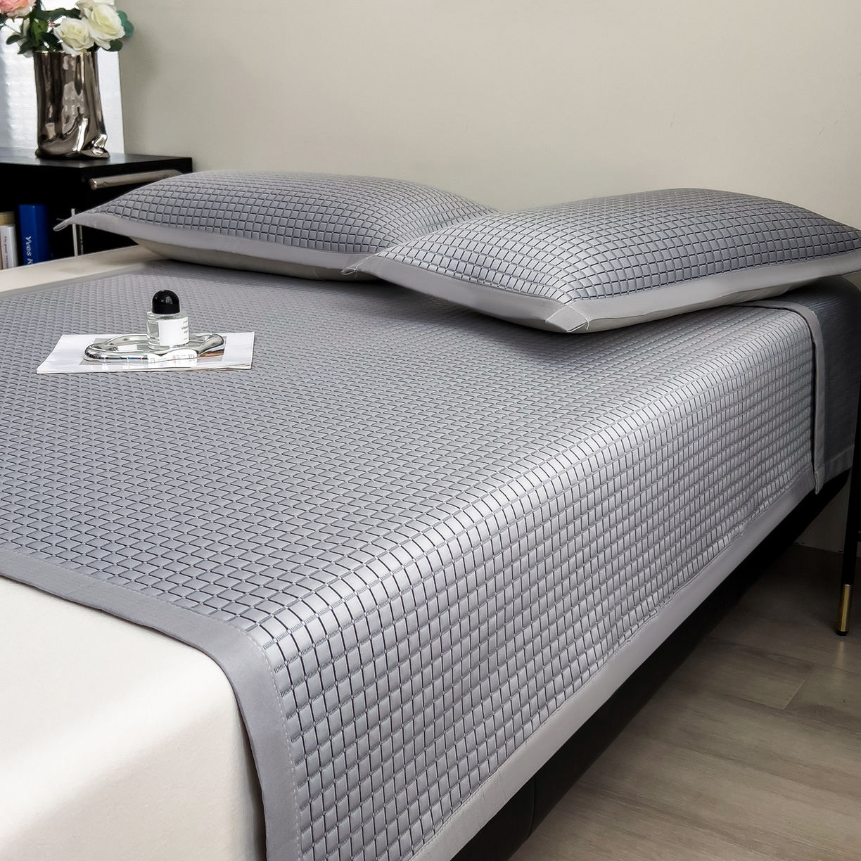 摩妮卡 2026新款PE高分子凉感值过0.25格子豆豆软席三件套冰丝席-床席款 序格-雾灰