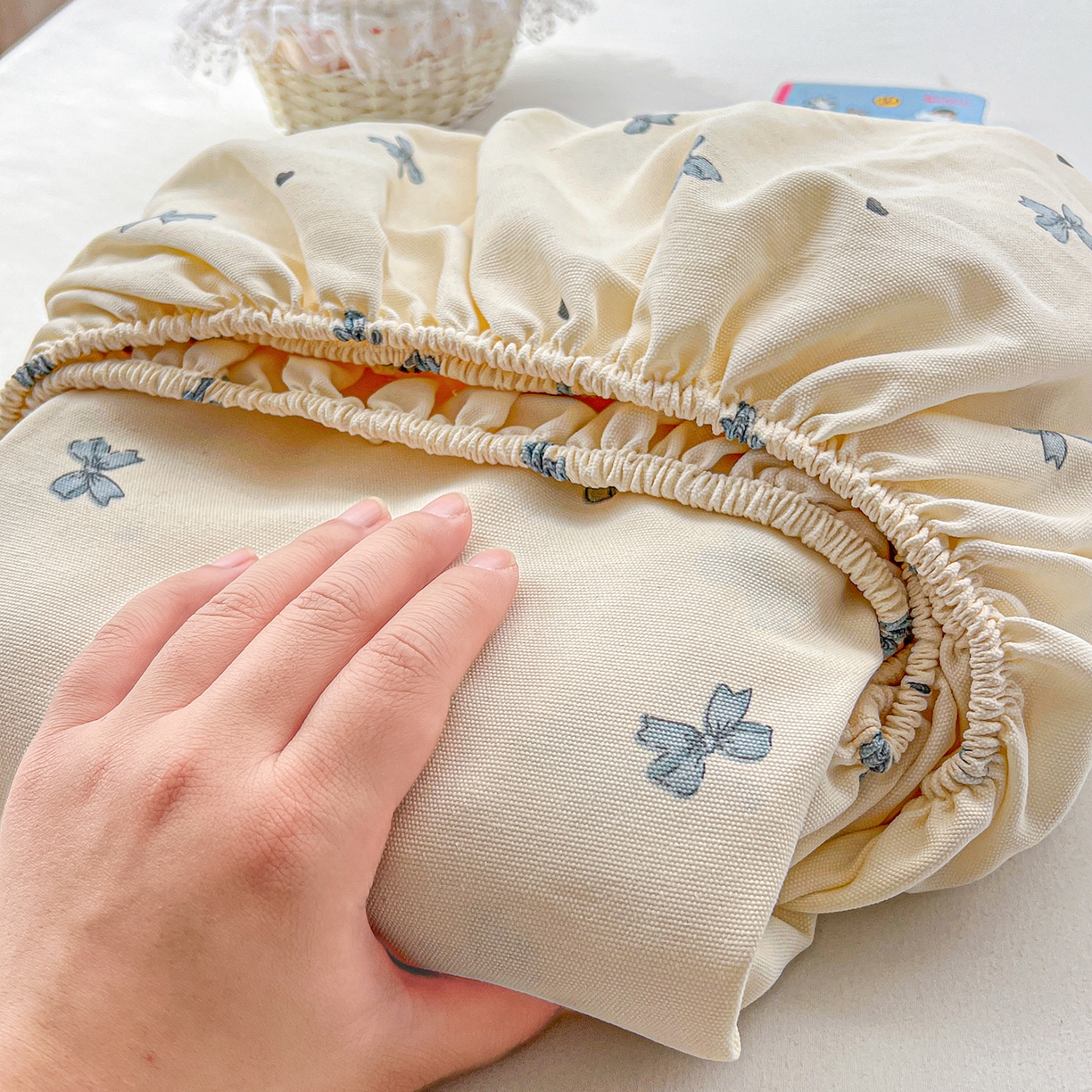 91家纺网 家纺一手货源 找家纺 栩裕纺织 2026春夏爆款老粗布凉席床单款凉席席子空调软席-提供买家秀 蝴蝶结蓝-床笠款