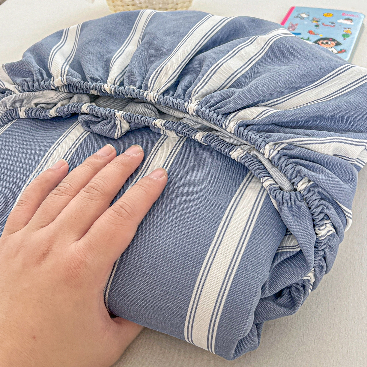 91家纺网 家纺一手货源 找家纺 栩裕纺织 2026春夏爆款老粗布凉席床单款凉席席子空调软席-提供买家秀 极简条纹-床笠款