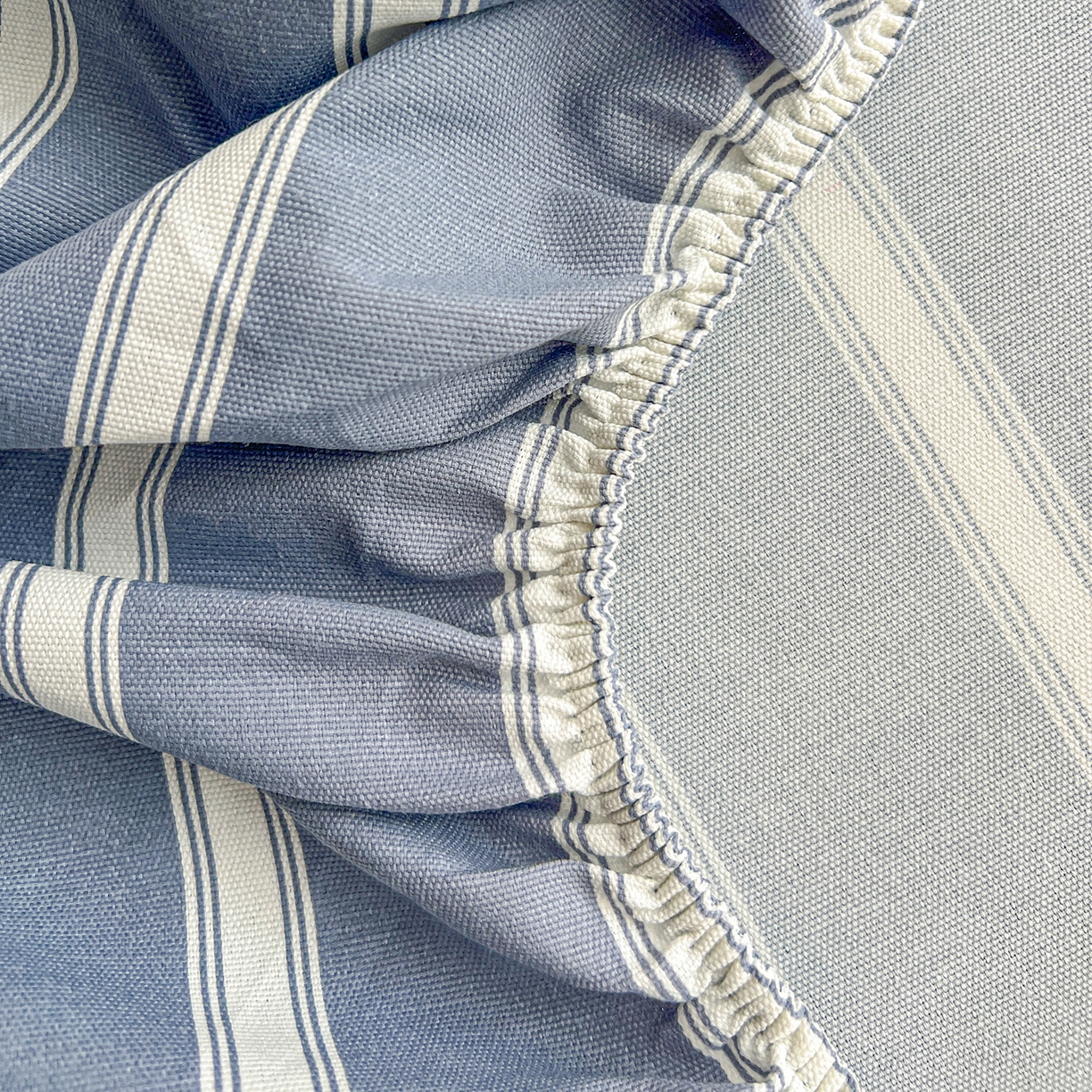 91家纺网 家纺一手货源 找家纺 栩裕纺织 2026春夏爆款老粗布凉席床单款凉席席子空调软席-提供买家秀 极简条纹-床笠款