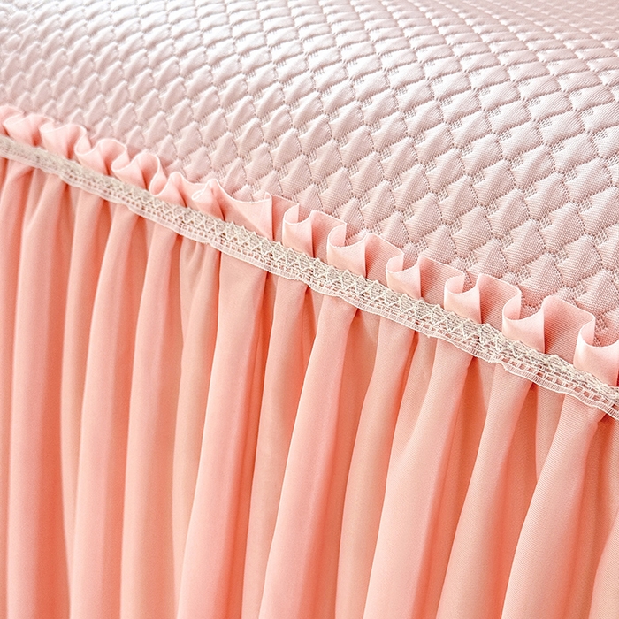 91家纺网 家纺一手货源 找家纺 （总）苏米娜家纺SUMINA 2026新款高克重泡泡席乙纶中分子冰豆豆蕾丝床裙夏季冰丝软席三件套