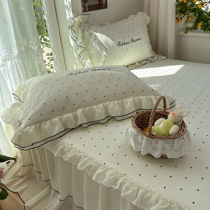 91家纺网 家纺一手货源 找家纺 觅糖家纺 2026新款缎带梦境韩风ins床裙款凉席系列凉席席子-波点奶芙 波点奶芙-白