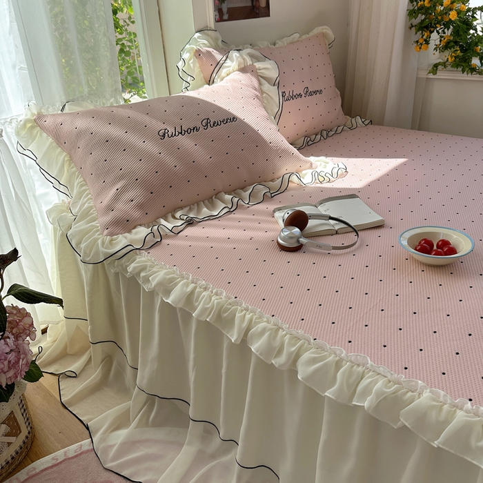 91家纺网 家纺一手货源 找家纺 觅糖家纺 2026新款缎带梦境韩风ins床裙款凉席系列凉席席子-波点奶芙 波点奶芙-粉