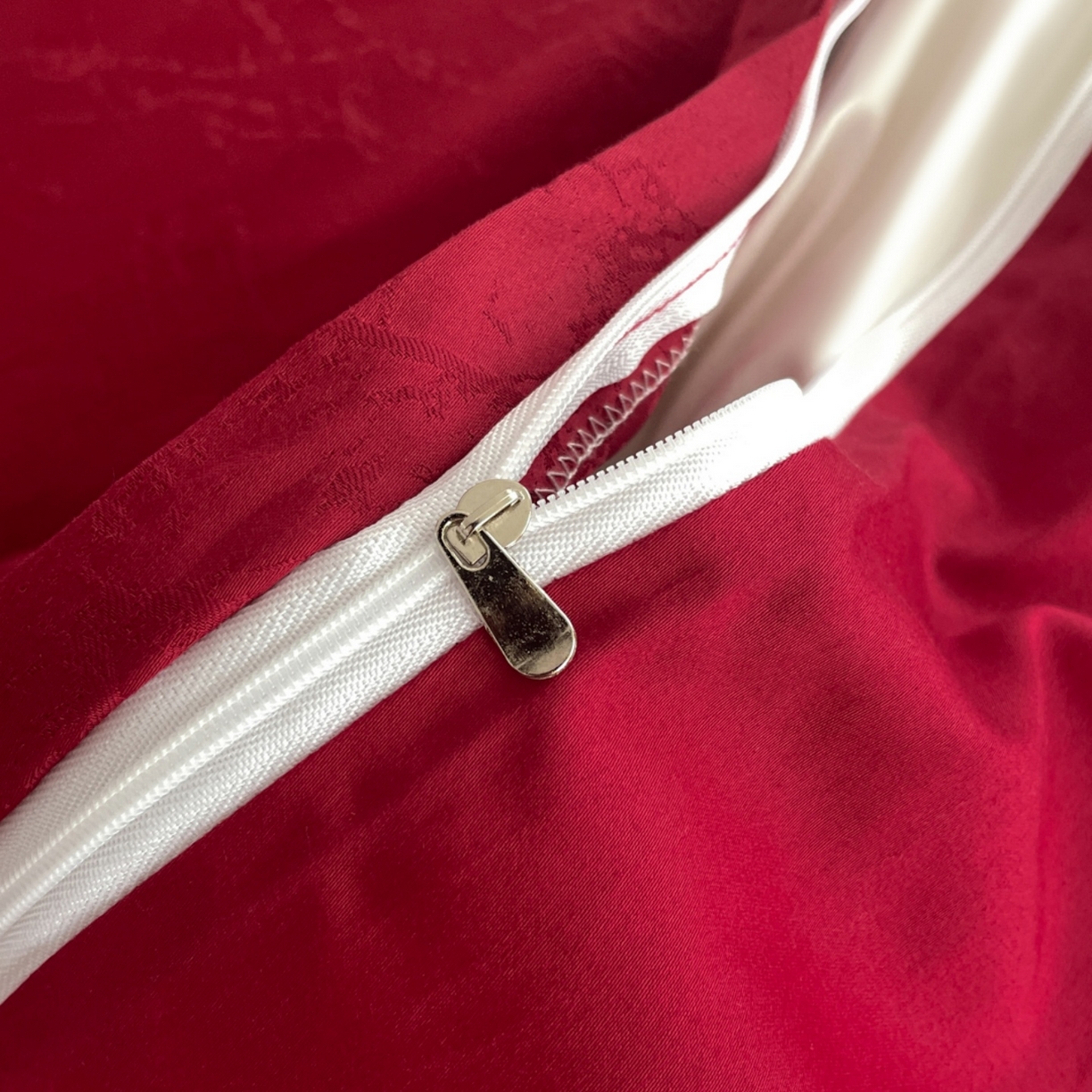 91家纺网 家纺一手货源 找家纺 （总）ONE TWO ONE 121 2026新款全棉纯棉100s长绒棉50支床上用品结婚大红色婚庆四件套提花-清雅-女神