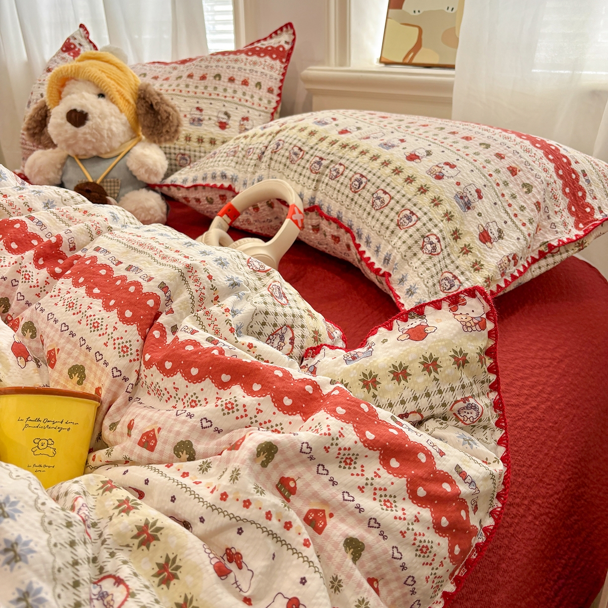 91家纺网 家纺一手货源 找家纺 欧冠家纺 2026新款专版泡芙棉三角针工艺四件套 Kitty 甜趣