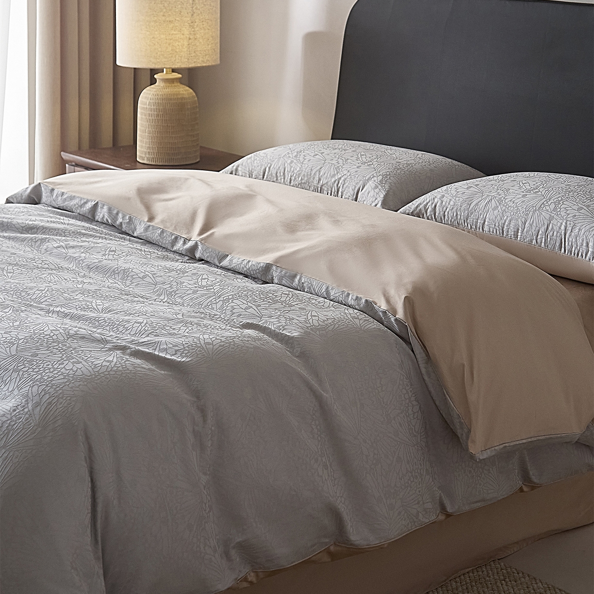 91家纺网 家纺一手货源 找家纺 （总）ONE TWO ONE 121 2026新款100A版60x16B版s50支长绒棉全棉床上用品厚织提花四件套纽扣