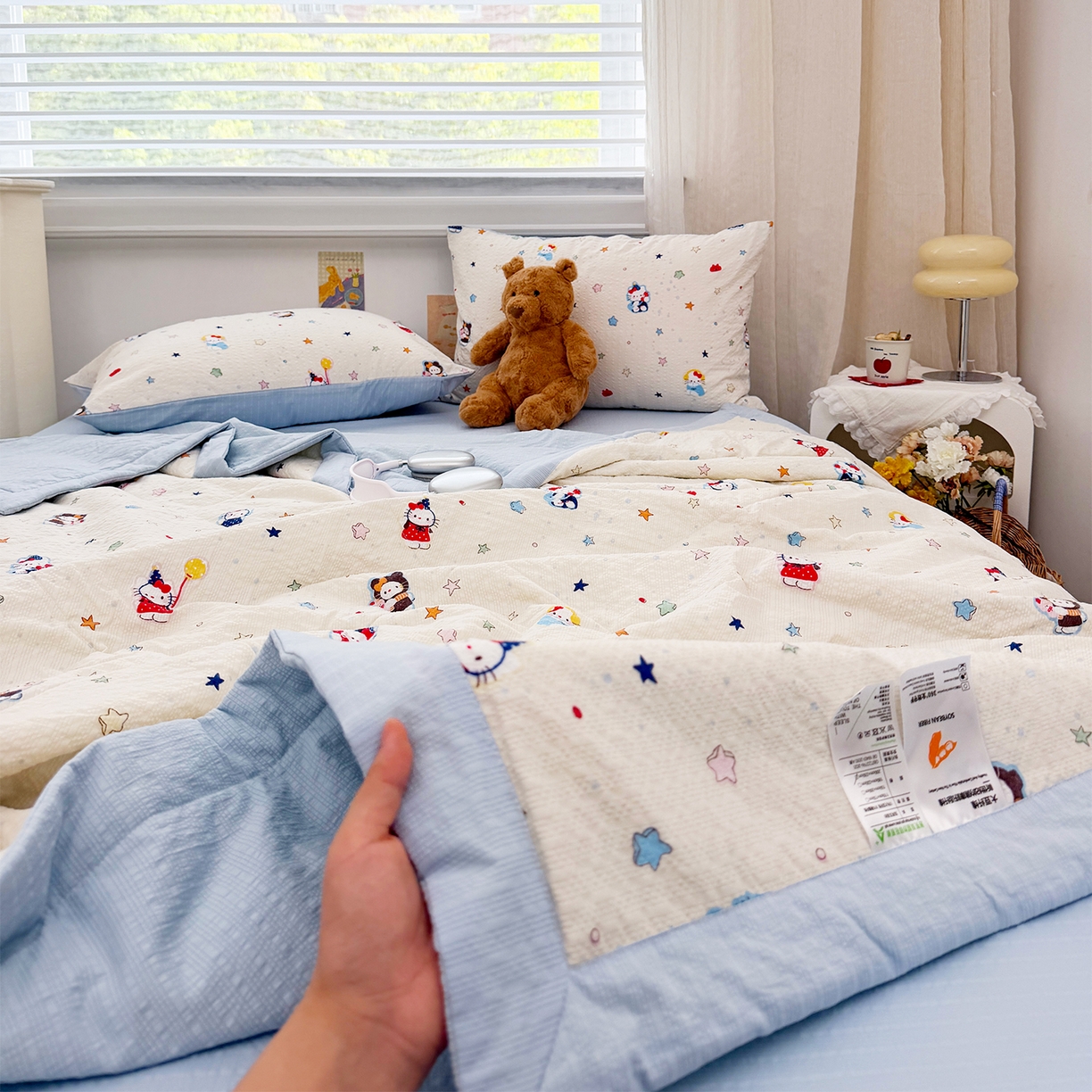 91家纺网 家纺一手货源 找家纺 娜朵家纺 2026新款A类泡芙双层纱大豆夏被夏凉被空调被四件套 星际小喵