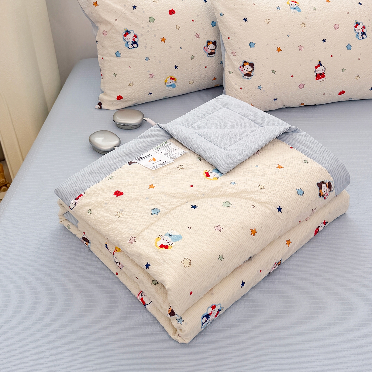 91家纺网 家纺一手货源 找家纺 娜朵家纺 2026新款A类泡芙双层纱大豆夏被夏凉被空调被四件套 星际小喵