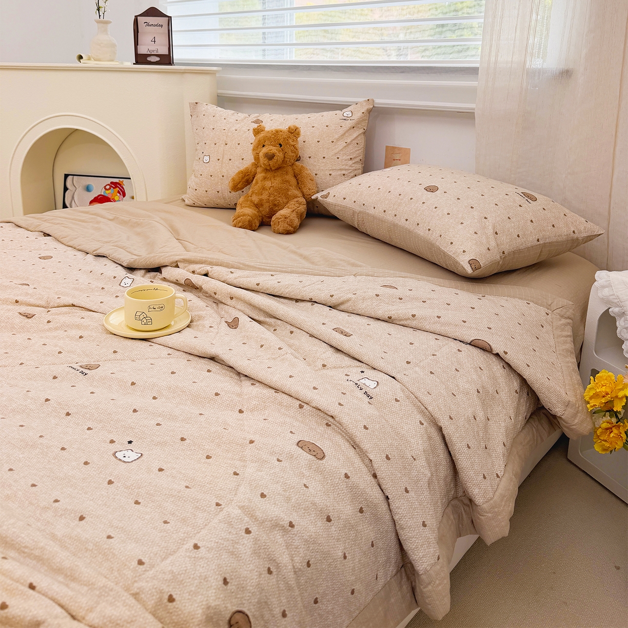 91家纺网 家纺一手货源 找家纺 娜朵家纺 2026新款A类泡芙双层纱大豆夏被夏凉被空调被四件套 饼干小狗