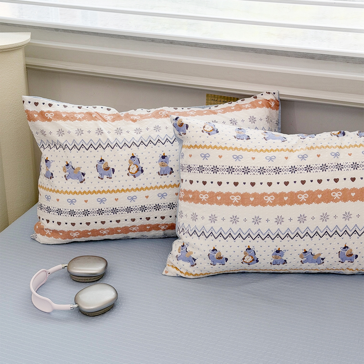 91家纺网 家纺一手货源 找家纺 娜朵家纺 2026新款A类泡芙双层纱大豆夏被夏凉被空调被四件套 小马哒哒