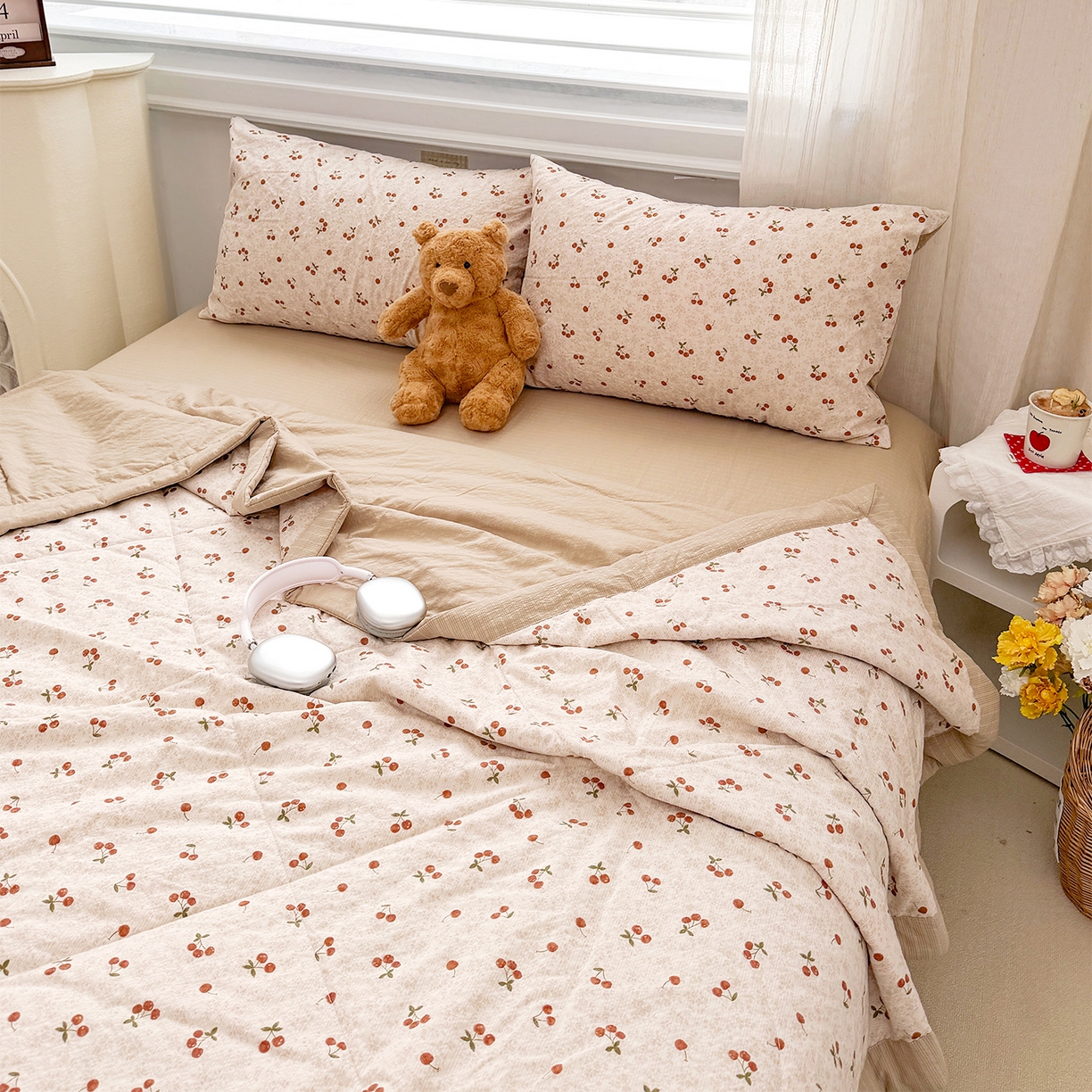 91家纺网 家纺一手货源 找家纺 娜朵家纺 2026新款A类泡芙双层纱大豆夏被夏凉被空调被四件套 田园逸趣