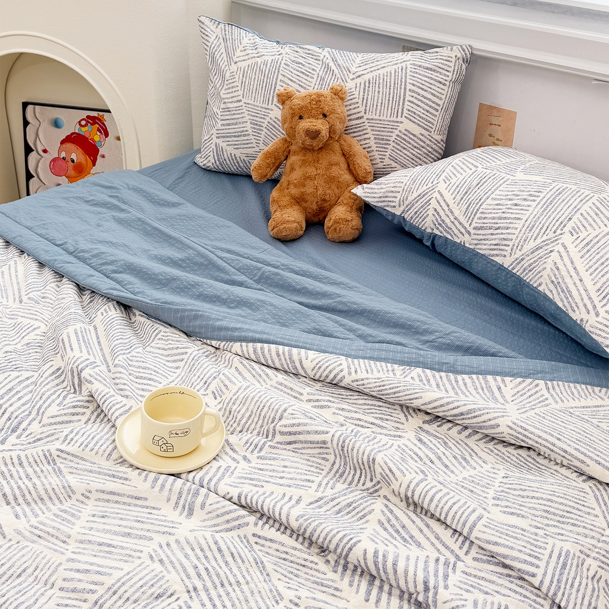 91家纺网 家纺一手货源 找家纺 娜朵家纺 2026新款A类泡芙双层纱大豆夏被夏凉被空调被四件套 极简几何