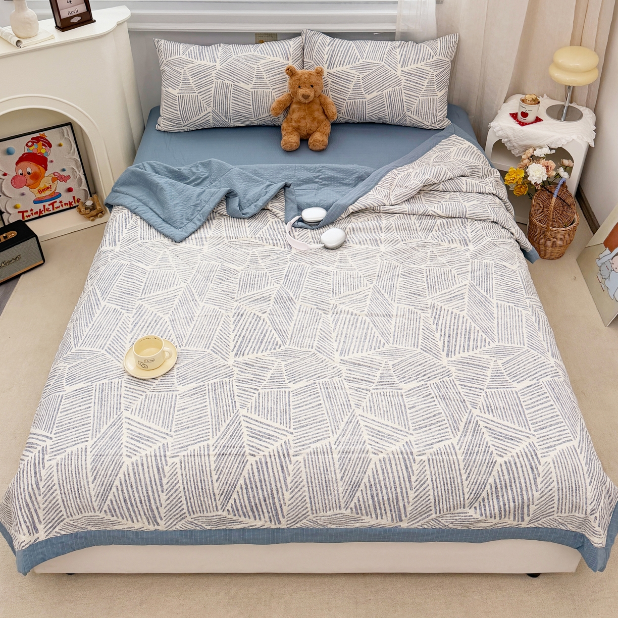 91家纺网 家纺一手货源 找家纺 娜朵家纺 2026新款A类泡芙双层纱大豆夏被夏凉被空调被四件套 极简几何