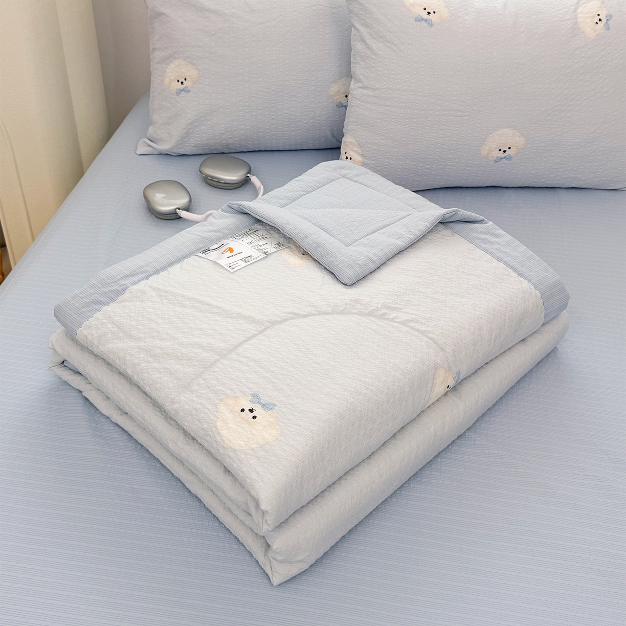 91家纺网 家纺一手货源 找家纺 娜朵家纺 2026新款A类泡芙双层纱大豆夏被夏凉被空调被四件套 绵绵狗