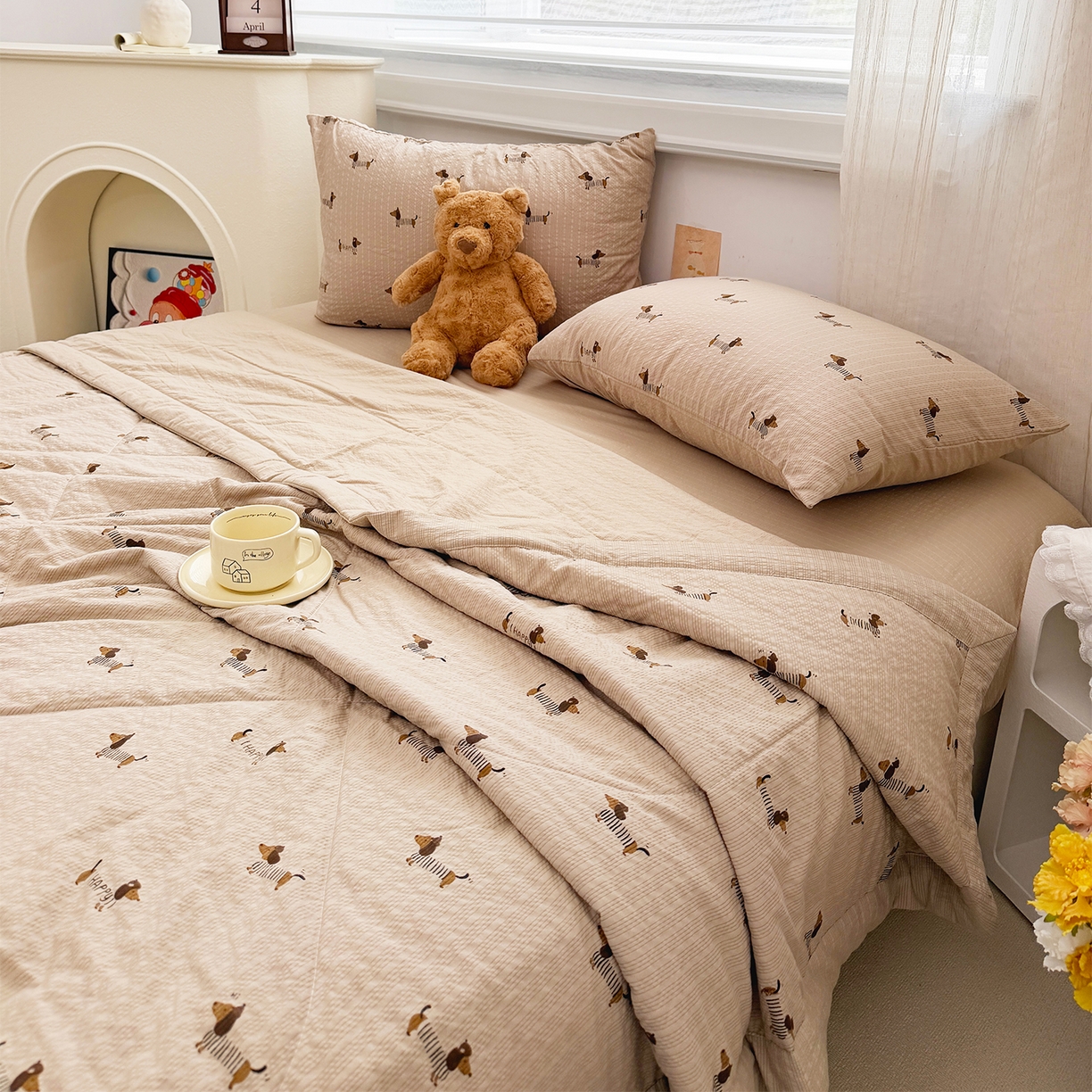 91家纺网 家纺一手货源 找家纺 娜朵家纺 2026新款A类泡芙双层纱大豆夏被夏凉被空调被四件套 线条小狗