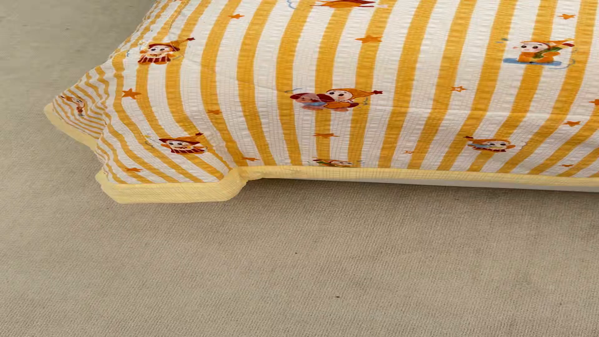 91家纺网 家纺一手货源 找家纺 娜朵家纺 2026新款A类泡芙双层纱大豆夏被夏凉被空调被四件套 星梦园